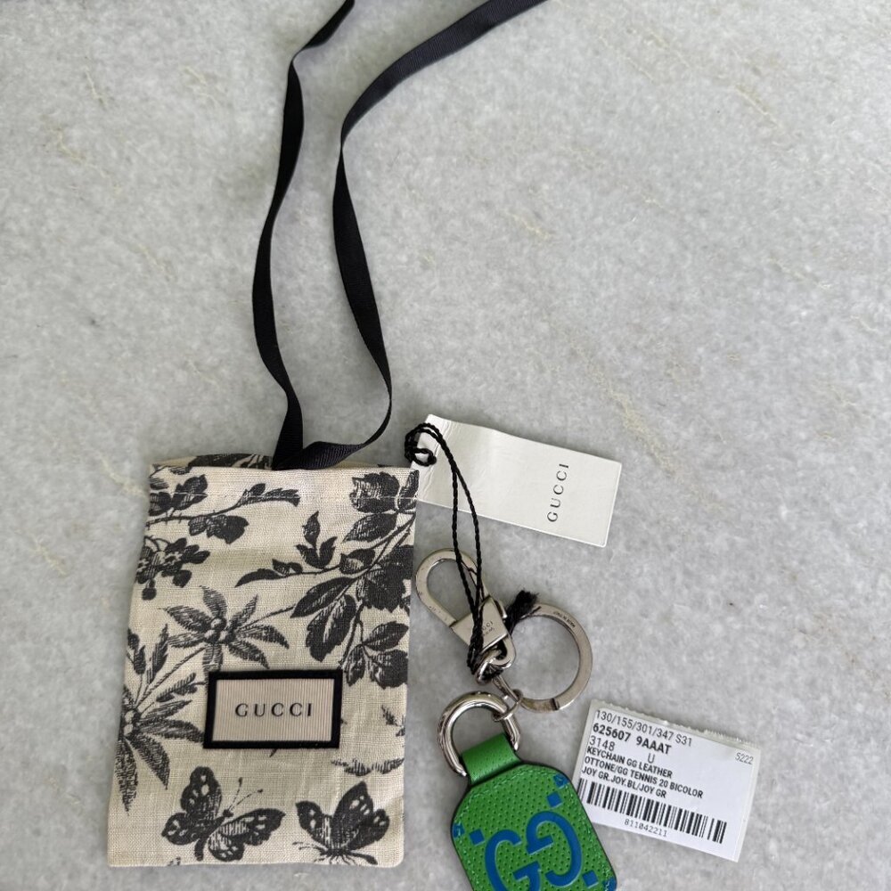GUCCI‎ GG Embossed Leather Metal Bag Charm Key Chain Green 625607 NWT - Picture 3 of 11